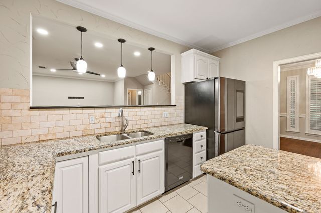 5851 Windridge Lane, Flower Mound, TX 75028