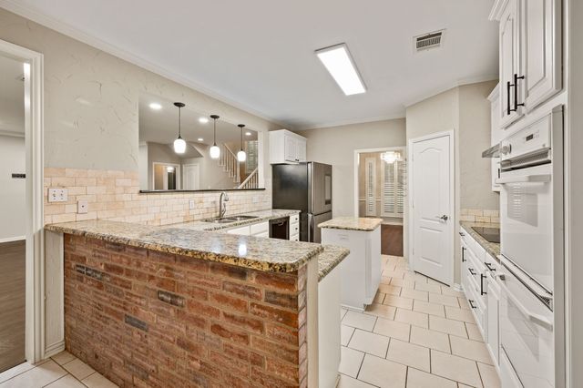 5851 Windridge Lane, Flower Mound, TX 75028