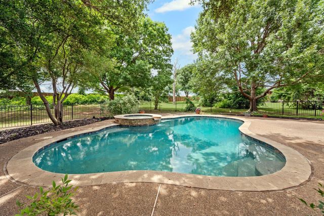 5851 Windridge Lane, Flower Mound, TX 75028