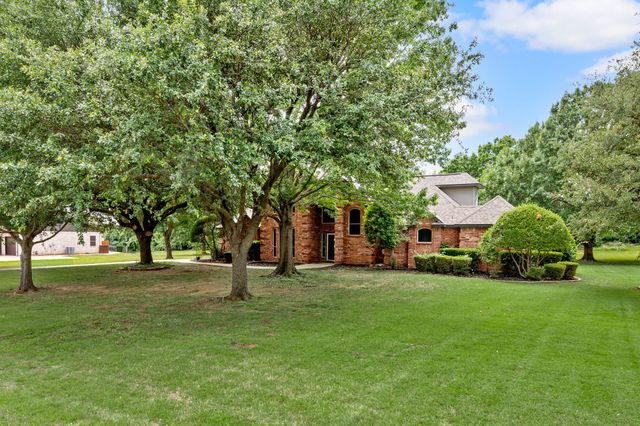 5851 Windridge Lane, Flower Mound, TX 75028