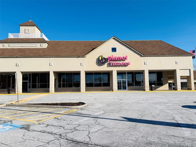 110 Wayacross Road, Mahopac, NY 10541