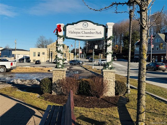 110 Wayacross Road, Mahopac, NY 10541