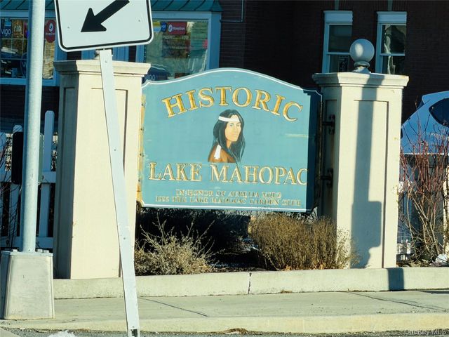 110 Wayacross Road, Mahopac, NY 10541