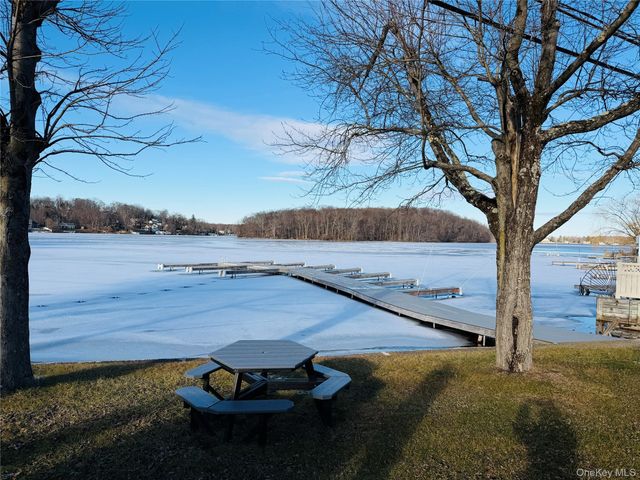 110 Wayacross Road, Mahopac, NY 10541