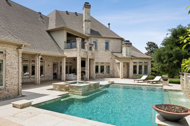 1701 Live Oak Lane, Southlake, TX 76092
