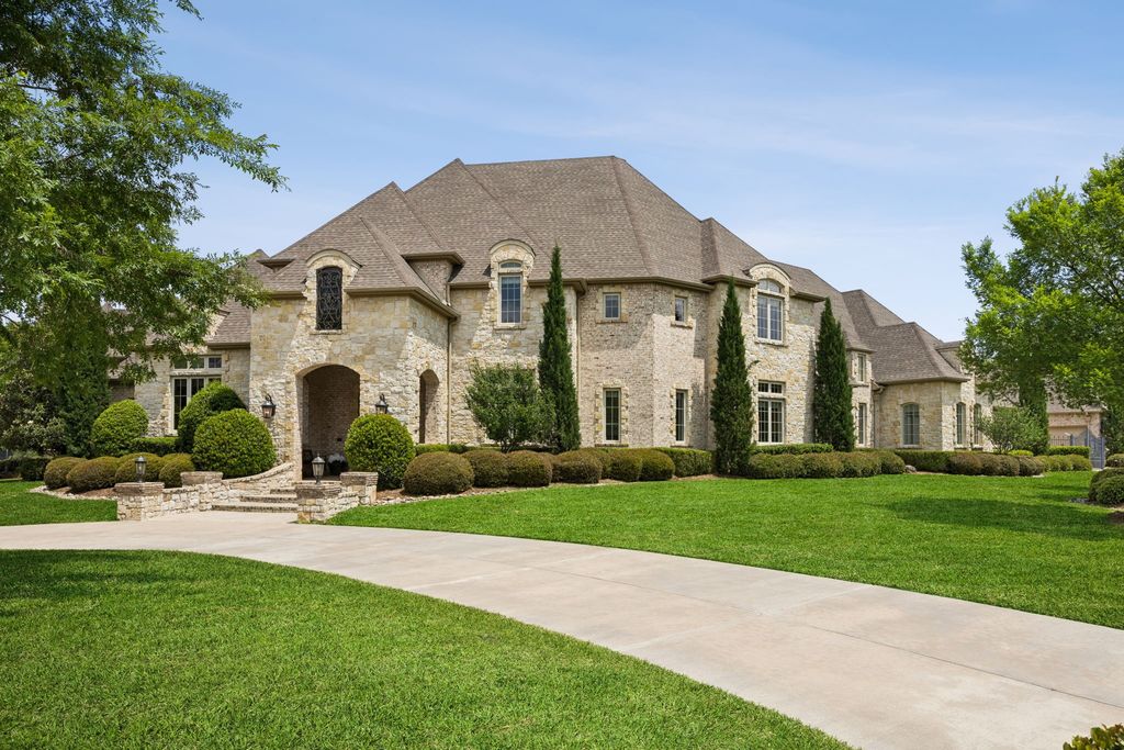 1701 Live Oak Lane, Southlake, TX 76092
