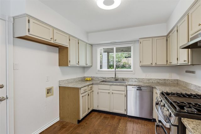 8502 Hanbridge LN, Austin, TX 78736