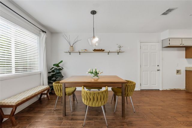 8502 Hanbridge LN, Austin, TX 78736