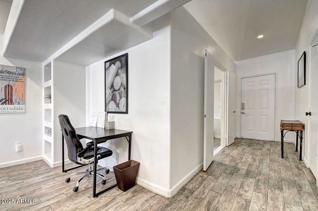 4524 E KELTON Lane, Phoenix, AZ 85032