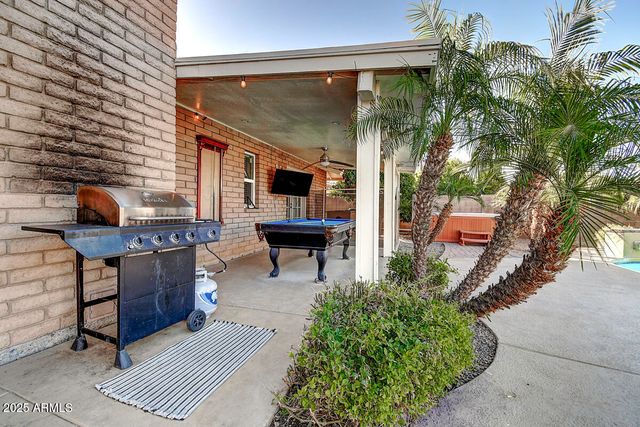 4524 E KELTON Lane, Phoenix, AZ 85032