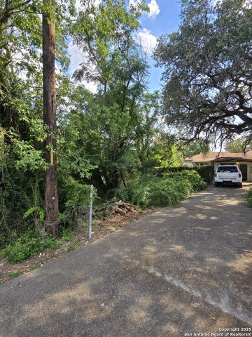 6810 Dorothy Louise, San Antonio, TX 78229