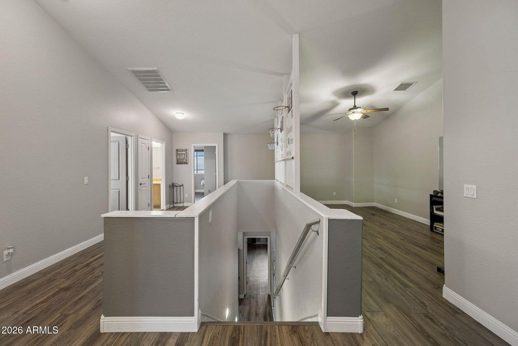 Image 30 of property listing at 12676 E FUEGO Street, Dewey, AZ 86327
