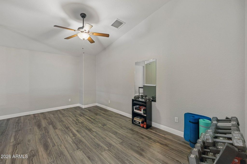 Image 31 of property listing at 12676 E FUEGO Street, Dewey, AZ 86327