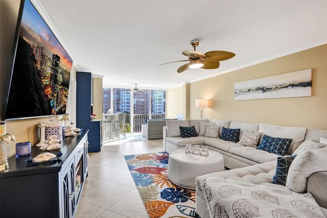 3180 NE 48th Court 404, Lighthouse Point, FL 33064