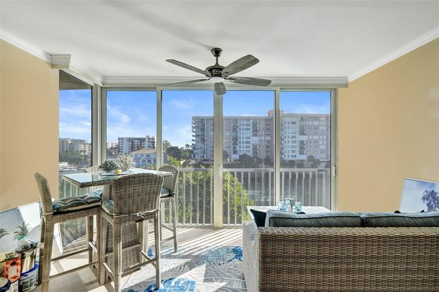 3180 NE 48th Court 404, Lighthouse Point, FL 33064