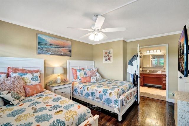 3180 NE 48th Court 404, Lighthouse Point, FL 33064