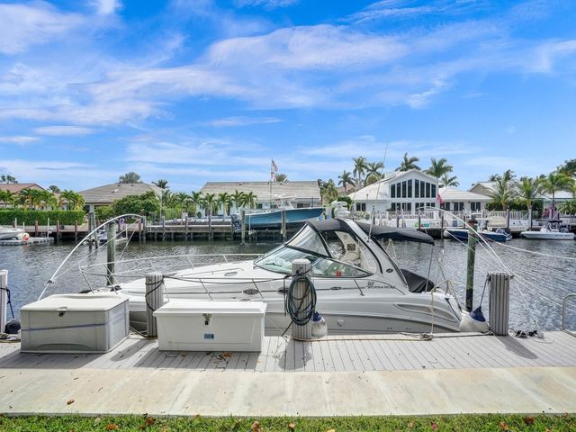 3180 NE 48th Court 404, Lighthouse Point, FL 33064