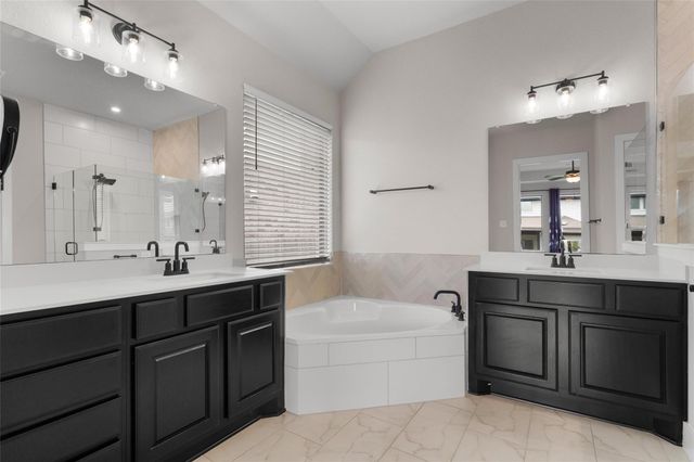 20913 Maggie LN, Pflugerville, TX 78660