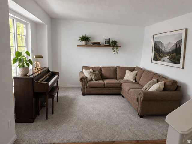 858 W RED HEN RD, Saratoga Springs, UT 84045