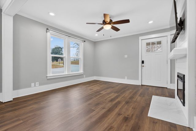 775 Greenwood Ave, Clarksville, TN 37040