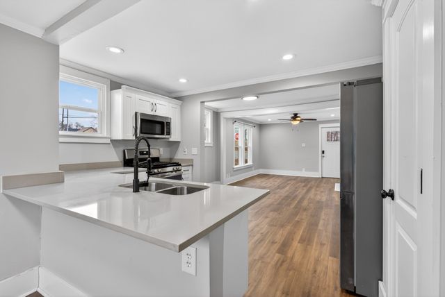 775 Greenwood Ave, Clarksville, TN 37040