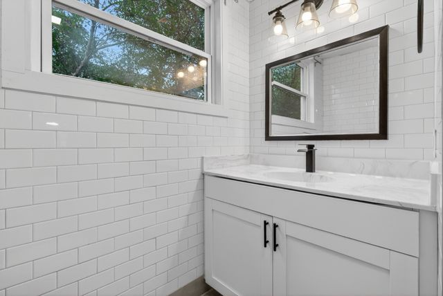 775 Greenwood Ave, Clarksville, TN 37040