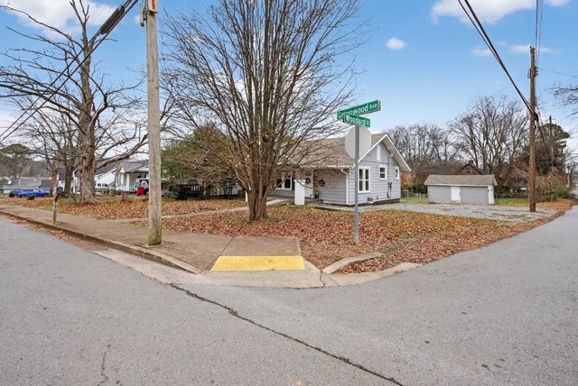 775 Greenwood Ave, Clarksville, TN 37040