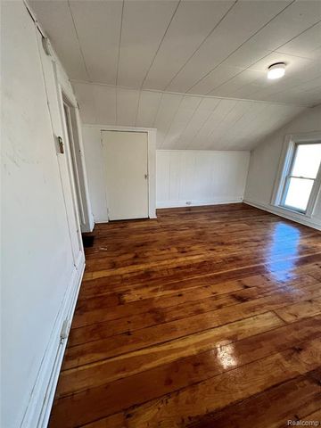 1545 Bay Street, Saginaw, MI 48602