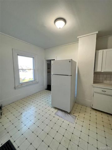 1545 Bay Street, Saginaw, MI 48602