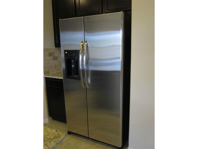 370 Evening Star DR, Kyle, TX 78640