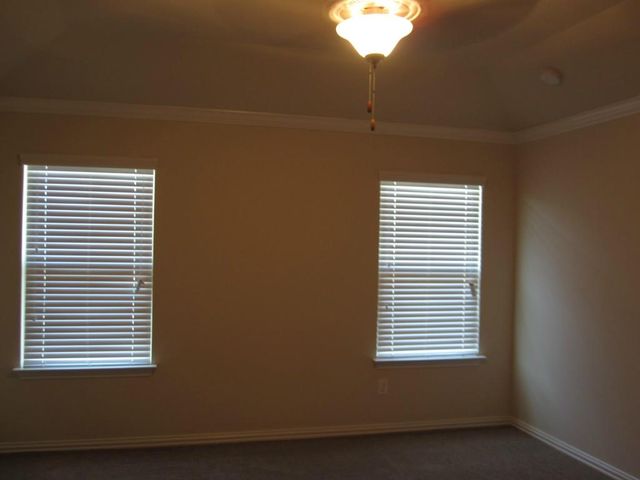 370 Evening Star DR, Kyle, TX 78640