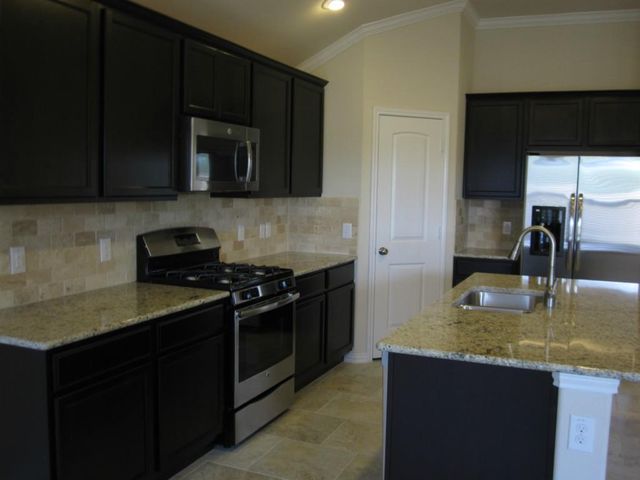 370 Evening Star DR, Kyle, TX 78640