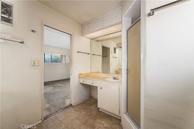 3360 Kallin Avenue, Long Beach, CA 90808