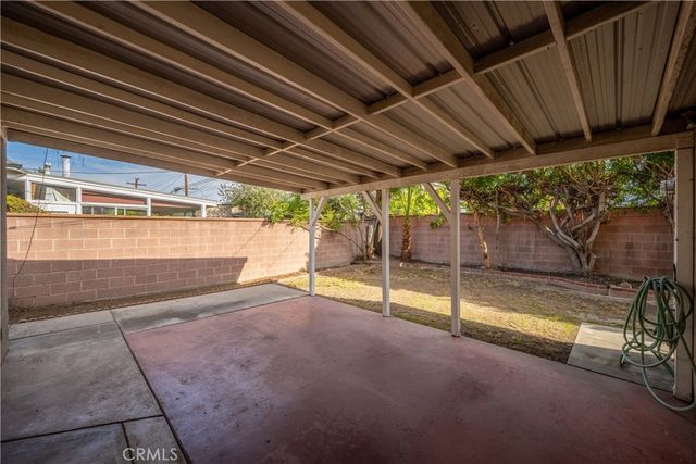 3360 Kallin Avenue, Long Beach, CA 90808