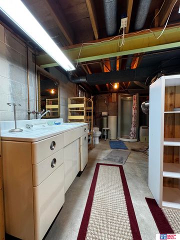 915 E 14th Street, York, NE 68467