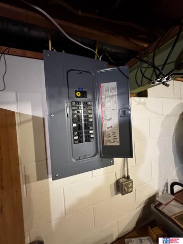 915 E 14th Street, York, NE 68467