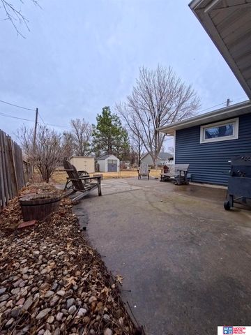 915 E 14th Street, York, NE 68467