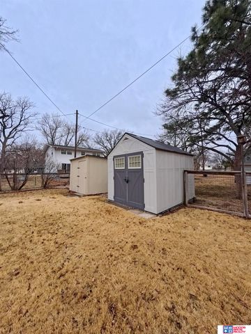 915 E 14th Street, York, NE 68467