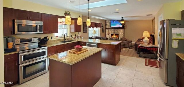 623 Crown Lane, Port Orange, FL 32127