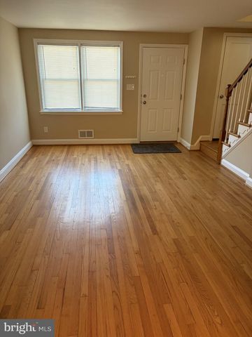 586 LUCIA AVE, Baltimore, MD 21229