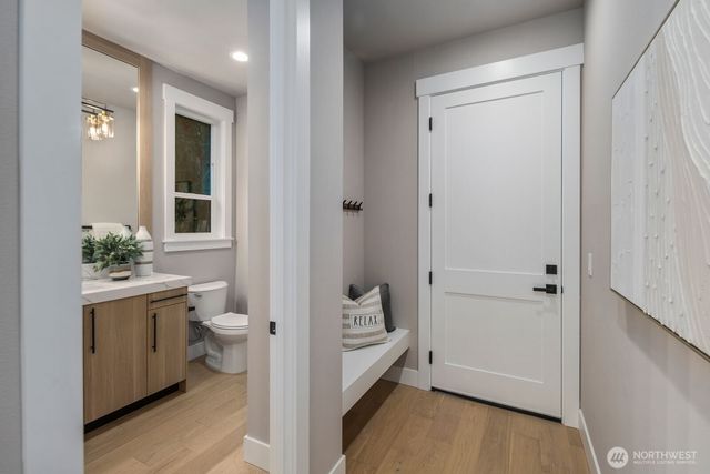 5010 114th Avenue NE, Kirkland, WA 98033