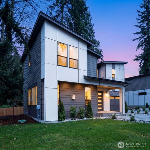 5010 114th Avenue NE, Kirkland, WA 98033