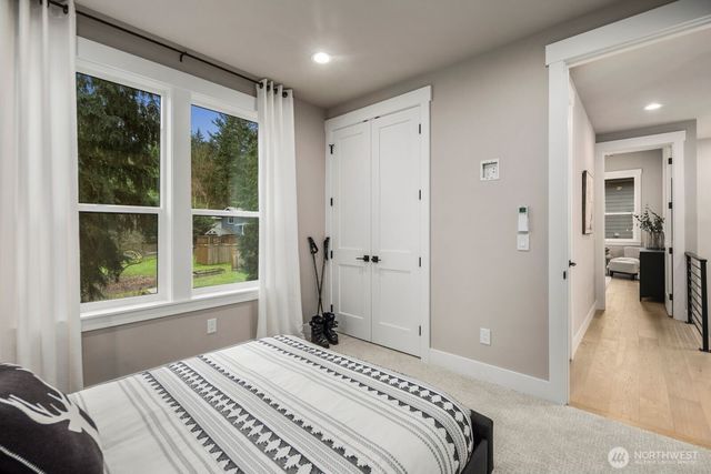 5010 114th Avenue NE, Kirkland, WA 98033