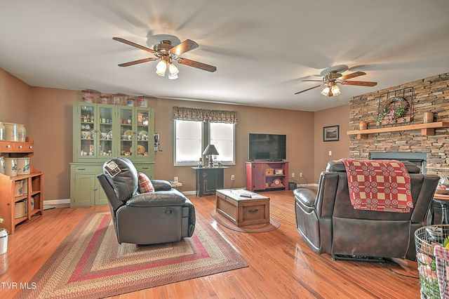 18685 Horton Highway, Fall Branch, TN 37656