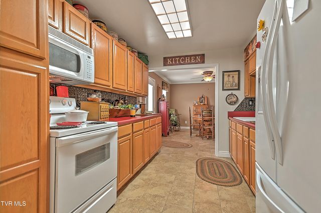 18685 Horton Highway, Fall Branch, TN 37656