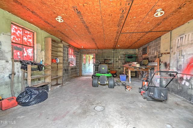 18685 Horton Highway, Fall Branch, TN 37656