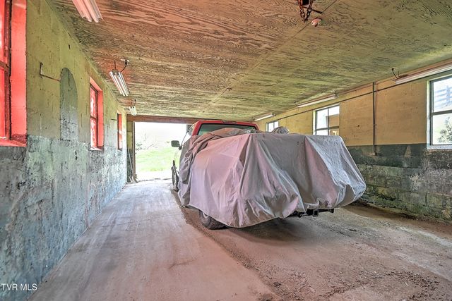 18685 Horton Highway, Fall Branch, TN 37656