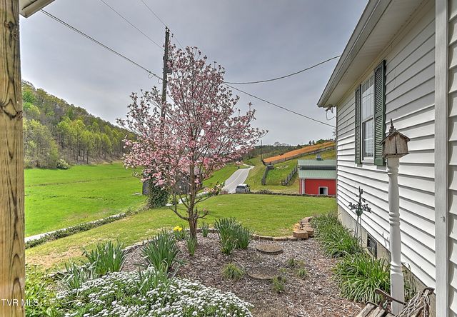 18685 Horton Highway, Fall Branch, TN 37656