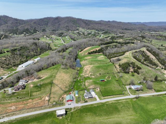 18685 Horton Highway, Fall Branch, TN 37656