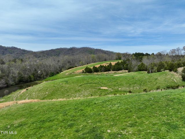 18685 Horton Highway, Fall Branch, TN 37656